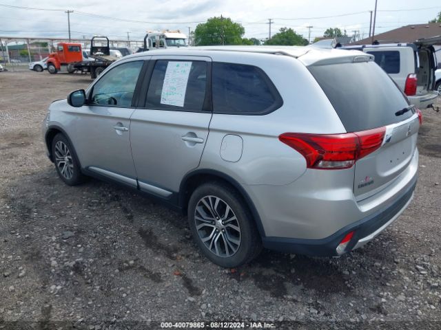 JA4AD2A35JZ012035 Mitsubishi Outlander Es
