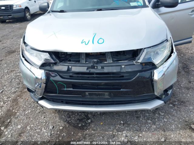 JA4AD2A35JZ012035 Mitsubishi Outlander Es