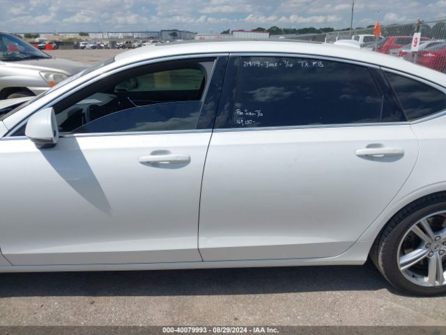 LVY102AK8JP049013 Volvo S90 T5 Momentum