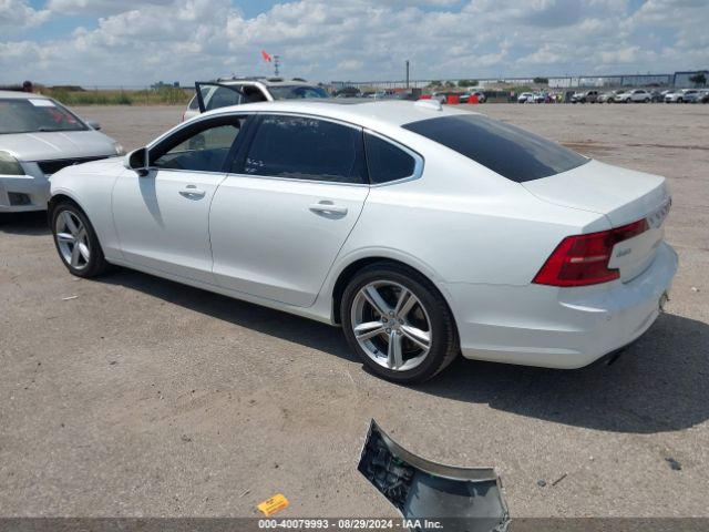 LVY102AK8JP049013 Volvo S90 T5 Momentum