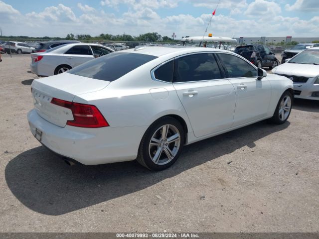 LVY102AK8JP049013 Volvo S90 T5 Momentum