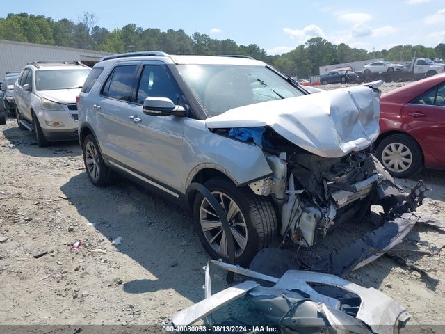 Ford Explorer Limited 2018 1FM5K7F8XJGA70275 Image 1