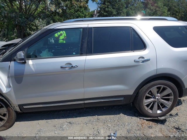 Ford Explorer Limited 2018 1FM5K7F8XJGA70275 Image 14