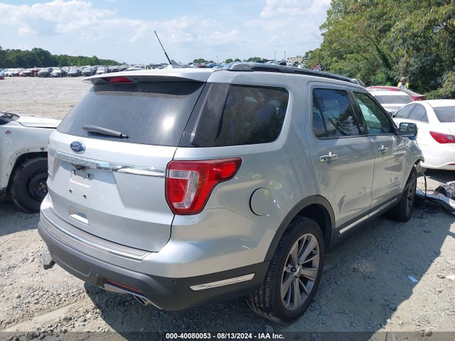Ford Explorer Limited 2018 1FM5K7F8XJGA70275 Image 4