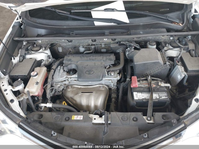 Toyota RAV4 LE 2018 JTMBFREV3JJ225654 Image 10