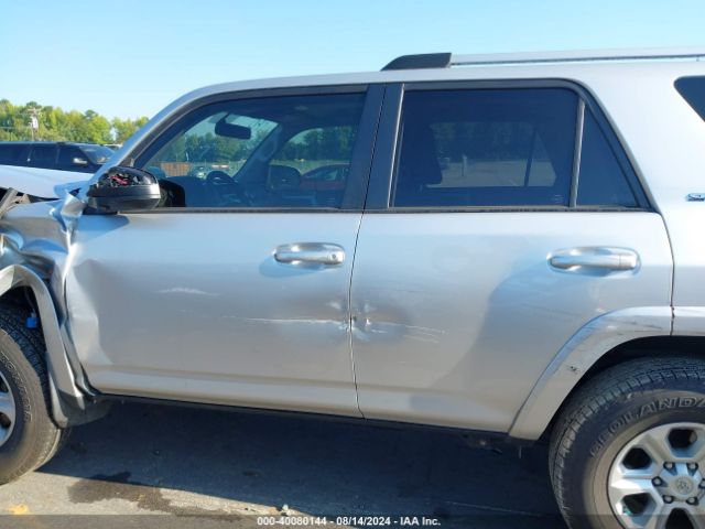 JTEZU5JR9K5213312 Toyota 4RUNNER SR5