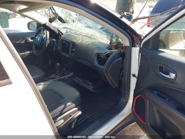3C4NJDDB6HT659673 Jeep New Compass Trailhawk 4x4