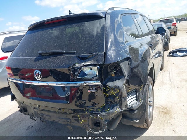 1V2XR2CA2KC613306 Volkswagen Atlas 3.6l V6 Se W/technology R-line