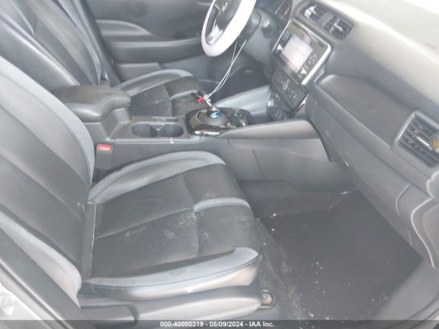 1N4AZ1CP3JC307161 Nissan Leaf Sl