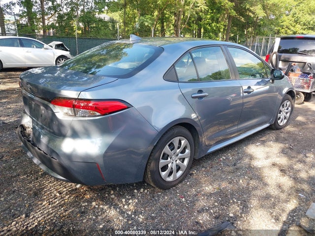 Toyota COROLLA LE 2022 5YFEPMAE8NP358611 Image 4