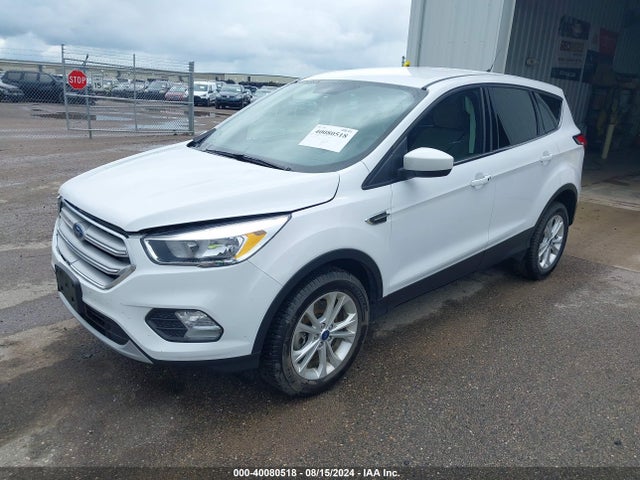 Ford ESCAPE SE 2019 1FMCU9GD7KUB64304 Image 2
