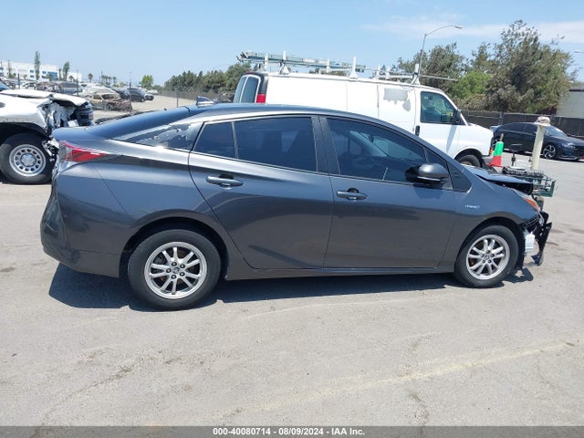 Toyota Prius Two 2017 JTDKBRFU1H3025369 Image 13