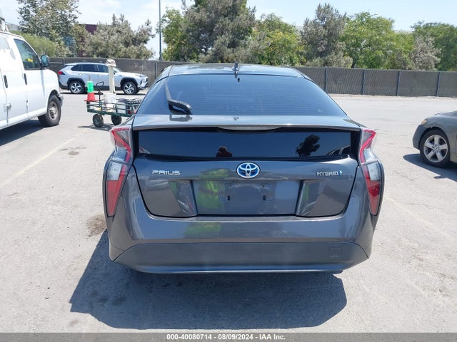 Toyota Prius Two 2017 JTDKBRFU1H3025369 Image 16