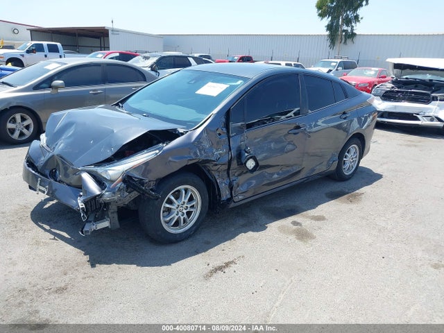 Toyota Prius Two 2017 JTDKBRFU1H3025369 Image 2
