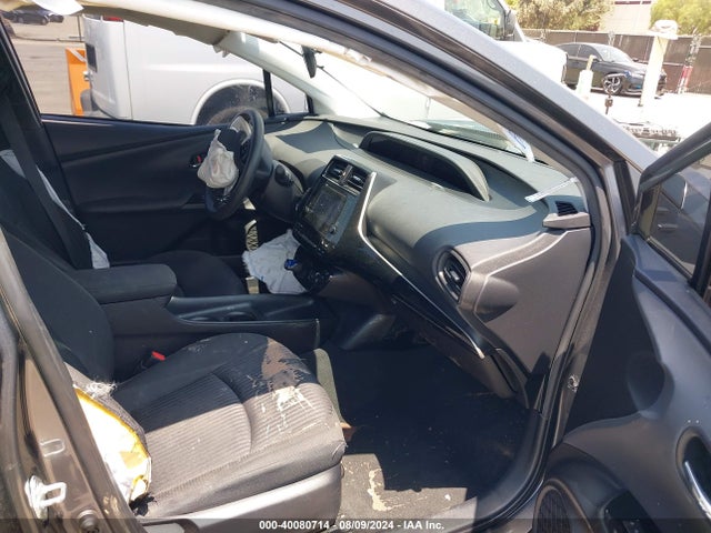 Toyota Prius Two 2017 JTDKBRFU1H3025369 Image 5