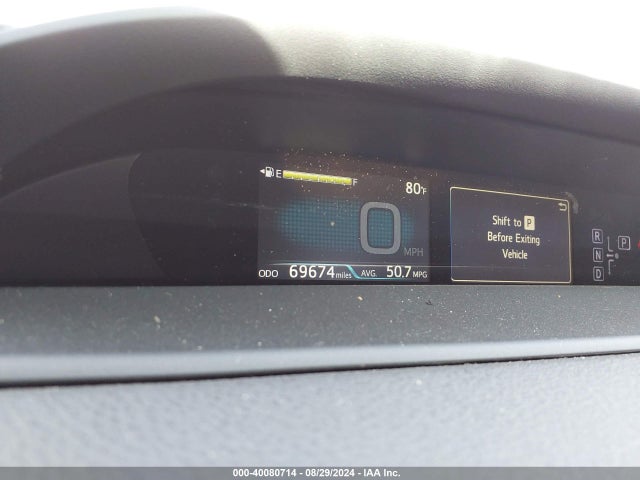 Toyota Prius Two 2017 JTDKBRFU1H3025369 Image 7