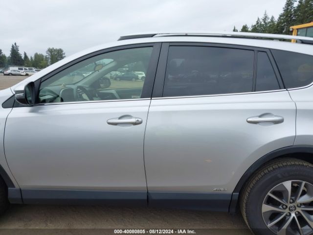 JTMRJREV0GD016425 Toyota Rav4 Hybrid Xle