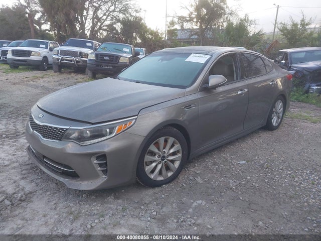 KIA OPTIMA EX 2017 5XXGU4L30HG175505 Image 2
