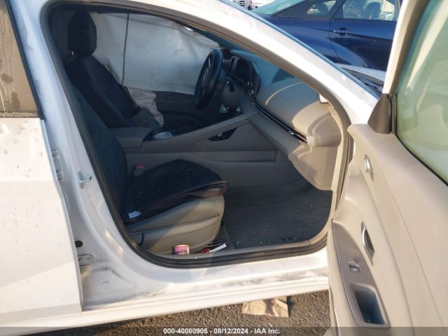 KMHLM4AJOPU051075 Hyundai Elantra