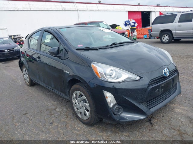 Toyota Prius C Two 2015 JTDKDTB34F1576196 Image 1