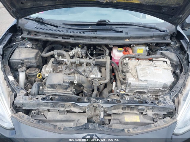 Toyota Prius C Two 2015 JTDKDTB34F1576196 Image 10