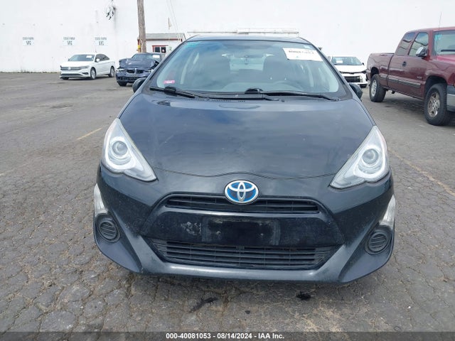 Toyota Prius C Two 2015 JTDKDTB34F1576196 Image 12