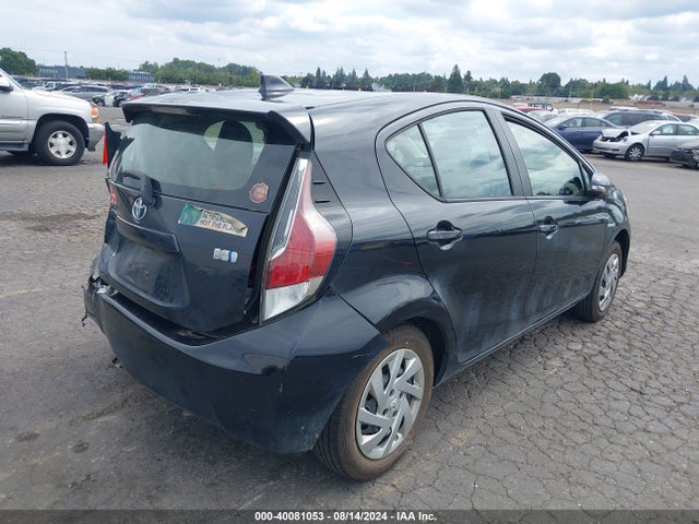 Toyota Prius C Two 2015 JTDKDTB34F1576196 Image 4