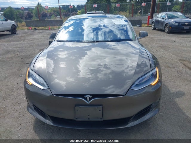 Tesla Model S 60/70/75/85 2016 5YJSA1E16GF152762 Image 13