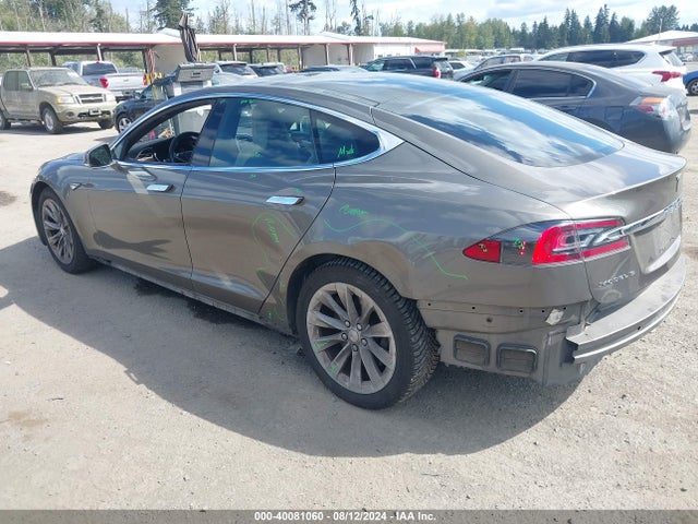 Tesla Model S 60/70/75/85 2016 5YJSA1E16GF152762 Image 3