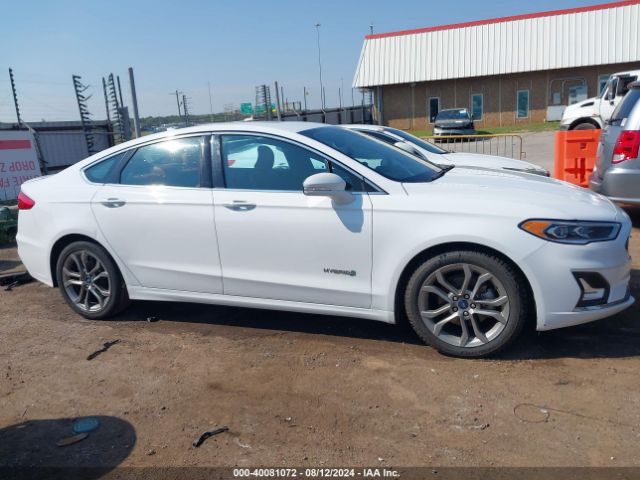 3FA6P0RU5KR138749 Ford Fusion Hybrid Titanium