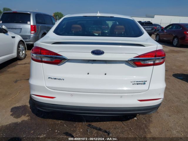 3FA6P0RU5KR138749 Ford Fusion Hybrid Titanium