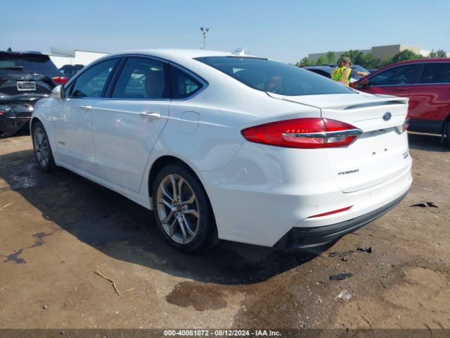 3FA6P0RU5KR138749 Ford Fusion Hybrid Titanium