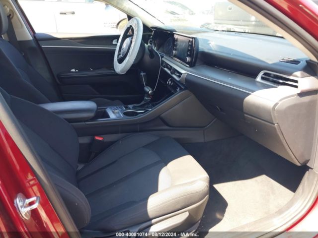 5XXG14J28MG047011 KIA K5 LXS