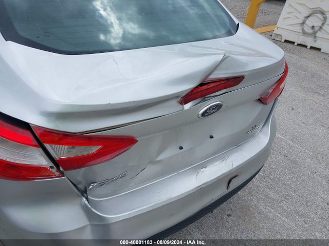 Ford FOCUS SE 2014 1FADP3F24EL242423 Image 6