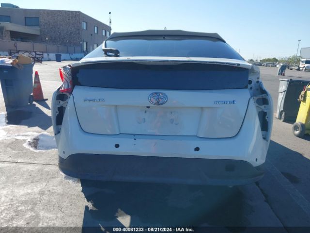 JTDKARFUXG3501393 Toyota Prius Four Touring
