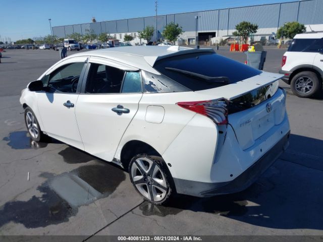 JTDKARFUXG3501393 Toyota Prius Four Touring