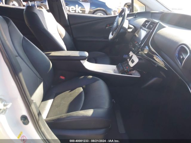 JTDKARFUXG3501393 Toyota Prius Four Touring