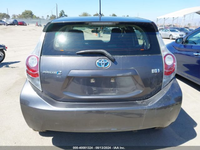 JTDKDTB35E1574262 Toyota Prius C One
