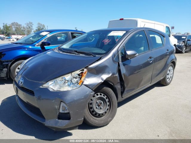 JTDKDTB35E1574262 Toyota Prius C One