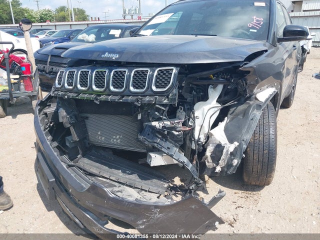 3C4NJDCN8PT569158 Jeep Compass Limited 4x4