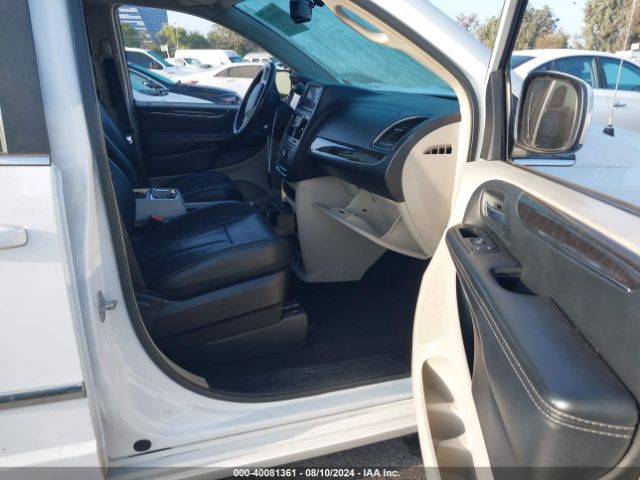 2C4RC1BG2FR696356 Chrysler Town & Country Touring