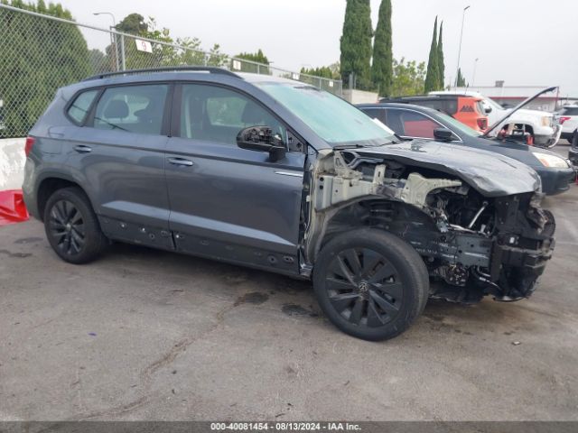 3VVDX7B22NM018235 Volkswagen tsi