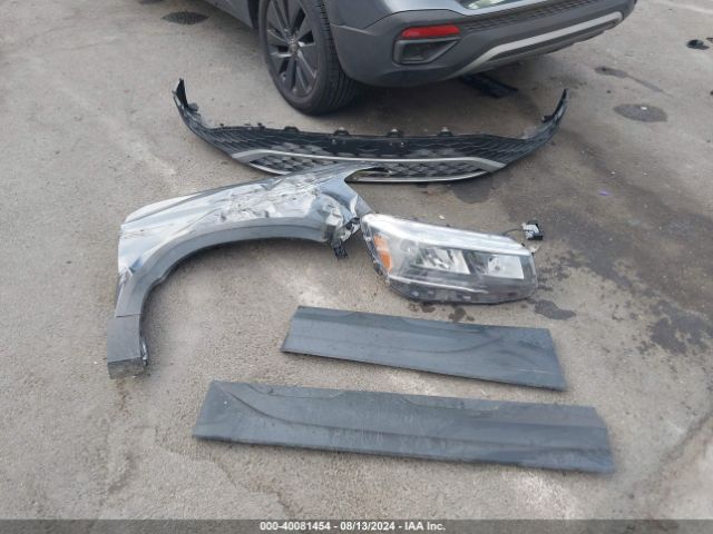 3VVDX7B22NM018235 Volkswagen tsi