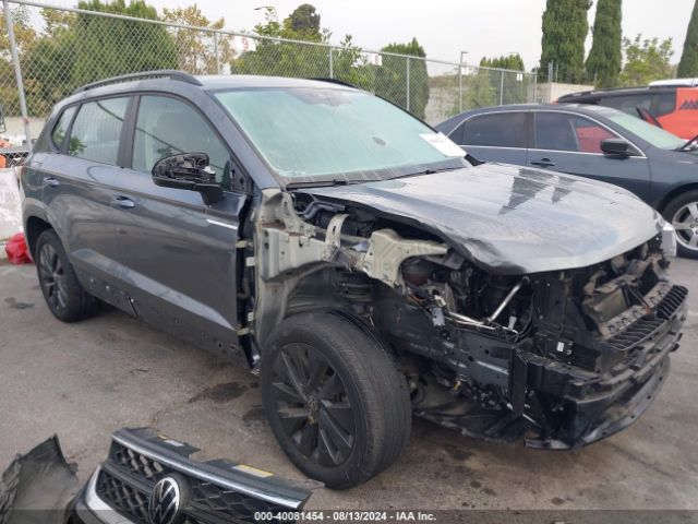 3VVDX7B22NM018235 Volkswagen tsi