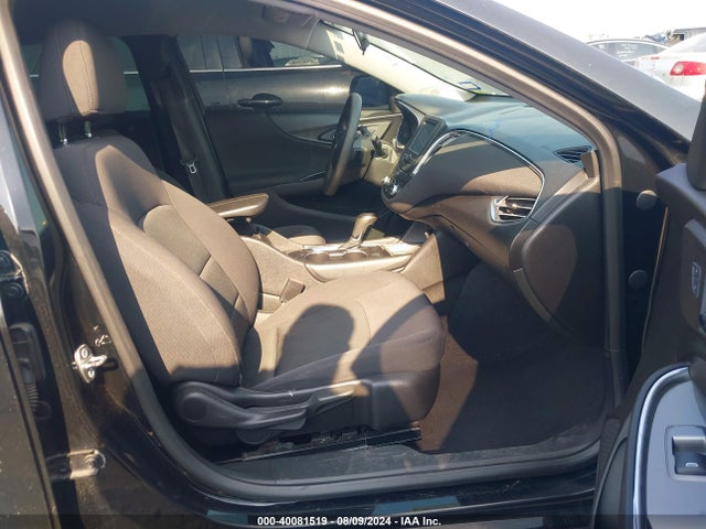Chevrolet MALIBU 1LT 2017 1G1ZE5ST8HF183100 Image 5