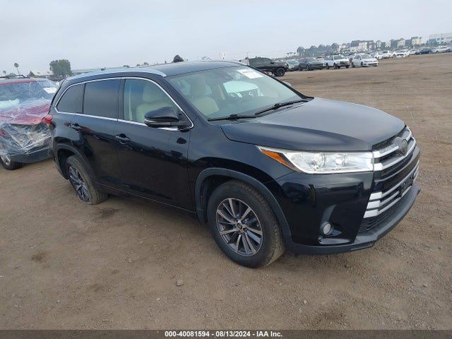 Toyota Highlander Xle 2017 5TDKZRFH3HS518533 головне зображення
