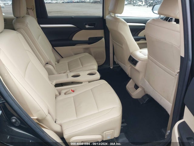 Toyota Highlander Xle 2017 5TDKZRFH3HS518533 Image 8