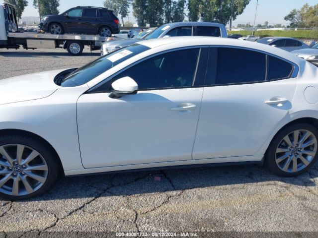 3MZBPABL7NM317034 Mazda Mazda3 Select