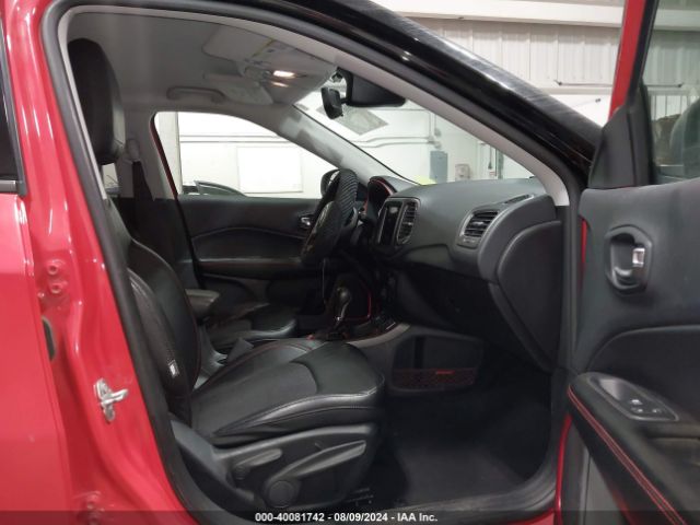 3C4NJDDBXKT771710 Jeep Compass Trailhawk 4x4