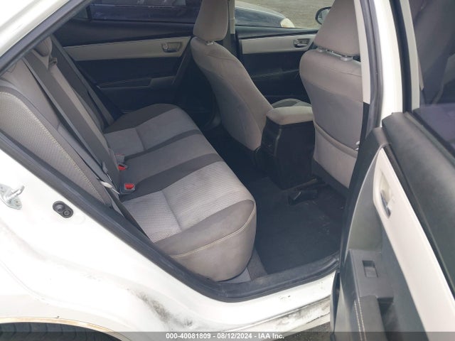 Toyota COROLLA LE 2018 5YFBURHE7JP795007 Image 8